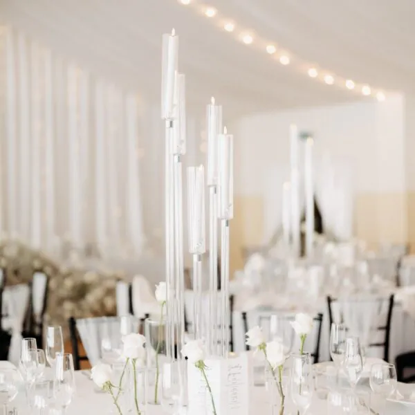 Detail na akrylový 5-ramenný svietnik