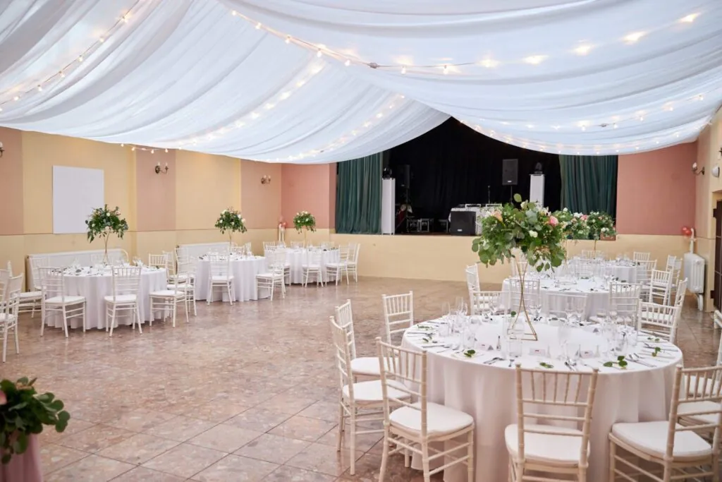 Svadobná výzdoba KD Jelšové