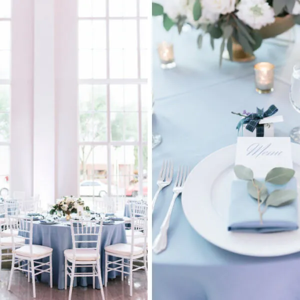 Bledomodrý okrúhly obrus