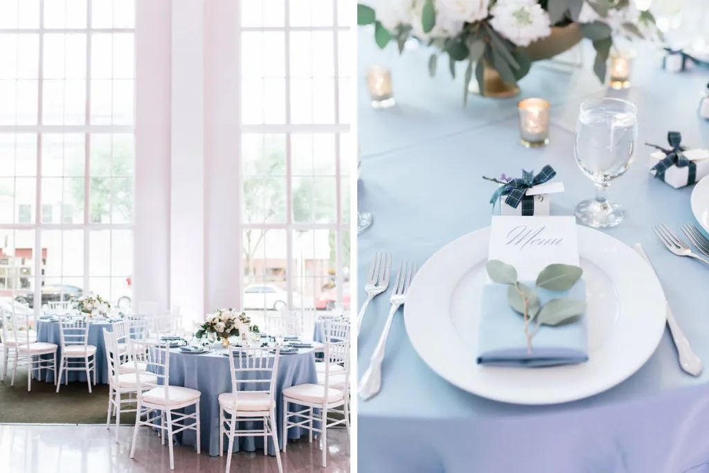 Bledomodrý okrúhly obrus